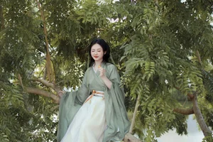 Stunning Visuals from YiTuYu Art Language Vol.4480: A Portrait Study of Shu Pian - image 12
