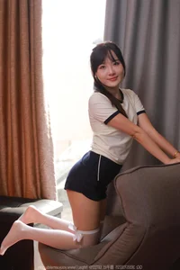 Beautiful Sunlit White Silk Stocking Portraits with IESS Model Wan Ping - Part 1 - image 7