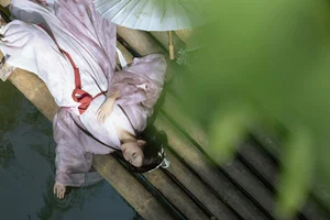 YiTuYu Art Language Vol.10214 Jie Jie: A Stunning 23-Photo Collection of Artistic Portrait Photography - image 20