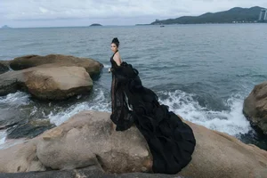 Miss Benevolence Hang Nguyen Shines in Stunning Photoshoot in Nha Trang - image 10