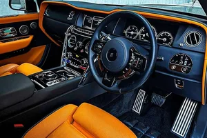 Experience Ultimate Luxury: The Rolls-Royce Cullinan Series II Makes a Grand Debut on the Vibrant Streets of Ho Chi Minh City - image 4