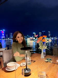 Dianka Zakhidova’s Natural Radiance: Bùi Tiến Dũng’s Wife Captured in Stunning Unfiltered Photos - image 3
