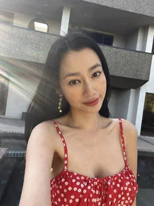 Miss Truc Diem Embraces a Stunning and Sophisticated Modern Style Transformation - image 1
