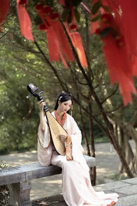YiTuYu Art Language Vol.6339: The Radiant Beauty of Wan Jiang Ting in Exclusive Photos - image 11