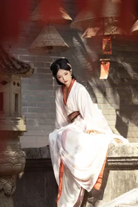 YiTuYu Art Language Vol.6339: The Radiant Beauty of Wan Jiang Ting in Exclusive Photos - image 6