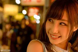 Shunka Ayami: Radiant Charm & Natural Beauty in Graphis Gals Beautiful Boty Part01 - image 0