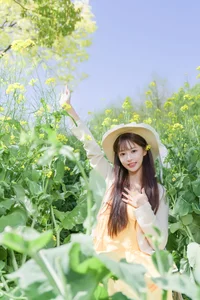 Golden Hour Glow: Ethereal Portrait Photography in Sun-Drenched Flower Fields – Art Language Vol.9109 featuring Model Xiao Yi - image 13