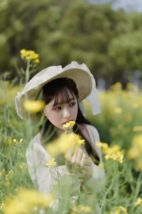 Golden Hour Glow: Ethereal Portrait Photography in Sun-Drenched Flower Fields – Art Language Vol.9109 featuring Model Xiao Yi - image 24