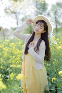 Golden Hour Glow: Ethereal Portrait Photography in Sun-Drenched Flower Fields – Art Language Vol.9109 featuring Model Xiao Yi - image 12