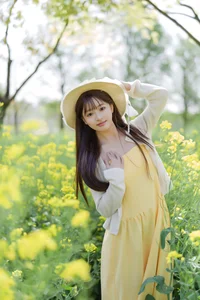 Golden Hour Glow: Ethereal Portrait Photography in Sun-Drenched Flower Fields – Art Language Vol.9109 featuring Model Xiao Yi - image 26