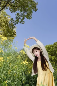 Golden Hour Glow: Ethereal Portrait Photography in Sun-Drenched Flower Fields – Art Language Vol.9109 featuring Model Xiao Yi - image 6