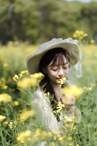 Golden Hour Glow: Ethereal Portrait Photography in Sun-Drenched Flower Fields – Art Language Vol.9109 featuring Model Xiao Yi - image 15