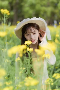Golden Hour Glow: Ethereal Portrait Photography in Sun-Drenched Flower Fields – Art Language Vol.9109 featuring Model Xiao Yi - image 25