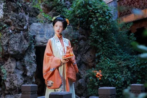 Exploring Elegance in YiTuYu Art Language Vol.7968 with Model Bie Qiu Yue - image 19