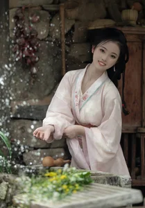 Ting Er in YiTuYu Art Language Vol.5198: Exploring Grace and Expression - image 7