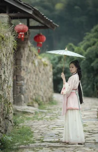Ting Er in YiTuYu Art Language Vol.5198: Exploring Grace and Expression - image 4