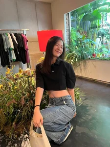 Tram Anh: From School Beauty to Sophisticated Style Icon - image 2