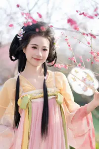 Shu Shu Jiang's Grace Amidst Blooming Plum Blossoms - YiTuYu Art Language Vol.8769 - image 4
