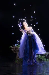 YiTuYu Art Language Vol.7493 Yue Yue Er Yu Shi - Poetic Visuals - image 5