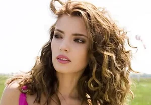Exploring the Captivating Beauty of Ukrainian Women - image 3