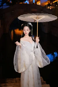 YiTuYu Art Language Vol.10433: Capturing the Charisma of YY - image 7