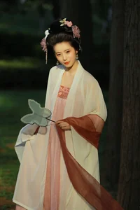 Art Language Vol.6853: Stunning Portrait Gallery Featuring Ruan Yu by YiTuYu - image 21