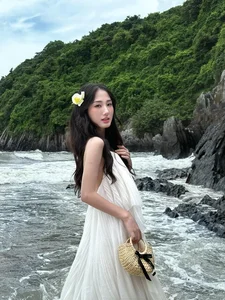 The Radiant Beauty of the Nghe An Actress in New Film - image 2