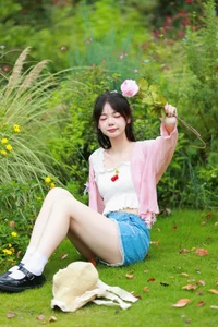 Contemporary Portraiture Featuring Mu Yan Se Cc in YiTuYu Art Language Vol.5623 - image 10