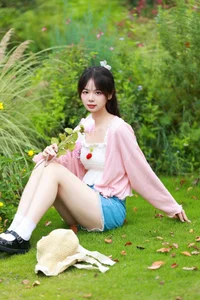 Contemporary Portraiture Featuring Mu Yan Se Cc in YiTuYu Art Language Vol.5623 - image 23