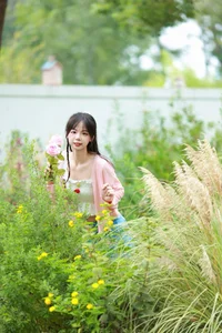 Contemporary Portraiture Featuring Mu Yan Se Cc in YiTuYu Art Language Vol.5623 - image 9