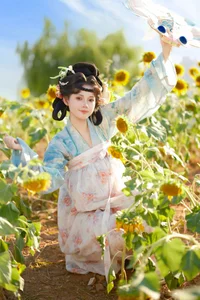YiTuYu Vol.10314 Song Bing Jiu Jiu: Comprehensive 57-Photo Art Language Visual Experience - image 55