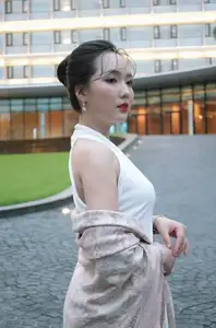 Elegant Woman: Modern Style and Confident Beauty - image 4