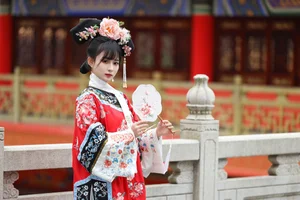 Captivating Visuals in YiTuYu Art Language Vol.6541 with Wo Shi Xiao Sui Sui - image 15