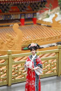 Captivating Visuals in YiTuYu Art Language Vol.6541 with Wo Shi Xiao Sui Sui - image 3