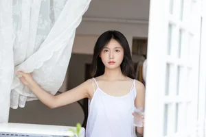 Discover Elegance in YiTuYu Art Language Vol.4555 Featuring Model Zora - image 28