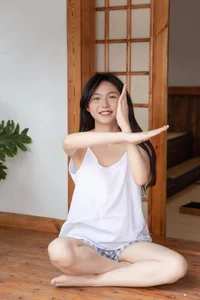 Discover Elegance in YiTuYu Art Language Vol.4555 Featuring Model Zora - image 32