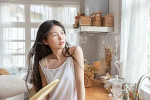 Discover Elegance in YiTuYu Art Language Vol.4555 Featuring Model Zora - image 7