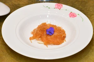 Exploring Authentic Cantonese Culinary Excellence at a Michelin-Starred Destination in Saigon - image 3