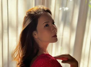 Timeless Elegance: Vietnamese Icons Ky Duyen and Giang My Shine with Ageless Beauty - image 5
