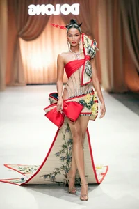 Iconic Duo Ky Duyen and Minh Trieu Reunite in a Stunning Display of High-Fashion Elegance and Glamour - image 2