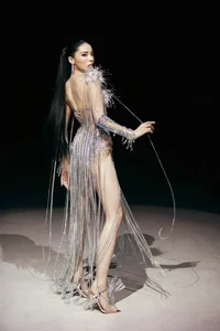 Iconic Duo Ky Duyen and Minh Trieu Reunite in a Stunning Display of High-Fashion Elegance and Glamour - image 9