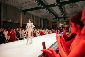 Iconic Duo Ky Duyen and Minh Trieu Reunite in a Stunning Display of High-Fashion Elegance and Glamour - image 3