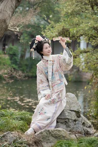 Timeless Grace: YiTuYu Art Language Vol.6646 Featuring Cheng Zi Shu - image 13