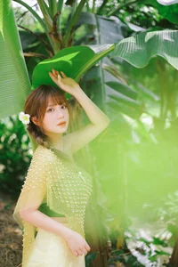 Elegant Portraiture in YiTuYu Art Language Vol.4609 featuring Lin Lin - image 2