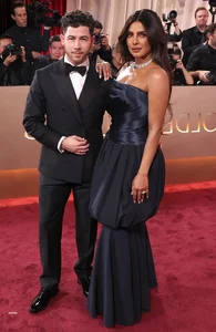 Most Romantic Celebrity Couples on the 2026 Golden Globes Red Carpet - image 2