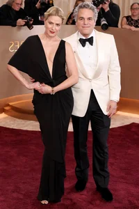 Most Romantic Celebrity Couples on the 2026 Golden Globes Red Carpet - image 13