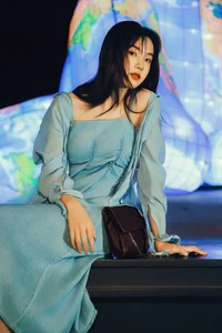 Elegant Moonlight Photography: YiTuYu Art Language Vol.9152 featuring Model Jian Xiao Cheng (44 High-Quality Images) - image 0