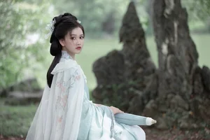 Artistic Portrait Photography: YiTuYu Art Language Vol.6272 Featuring Ling Ling - image 12