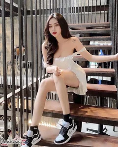 Sizzling Summer Style: How This Viral Fashion Influencer is Redefining Bold and Confident Aesthetics - image 35