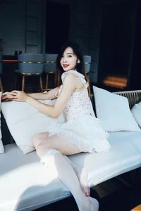 YiTuYu Art Language Vol.10471 Featuring Yi Ming: A Stunning 14-Page Photography Gallery - image 5